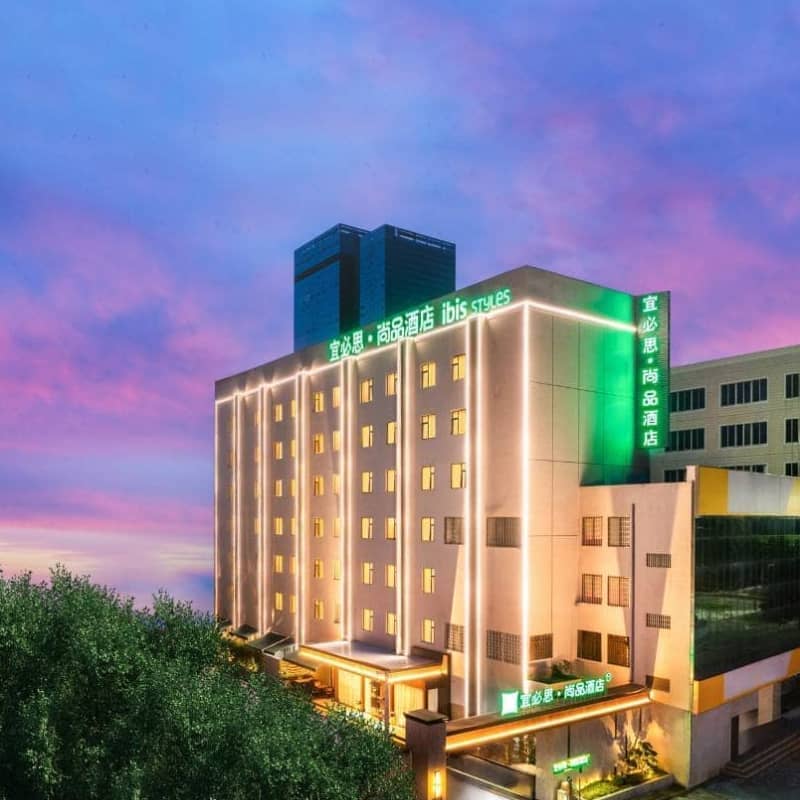 珠海拱北口岸富华里宜必思尚品酒店